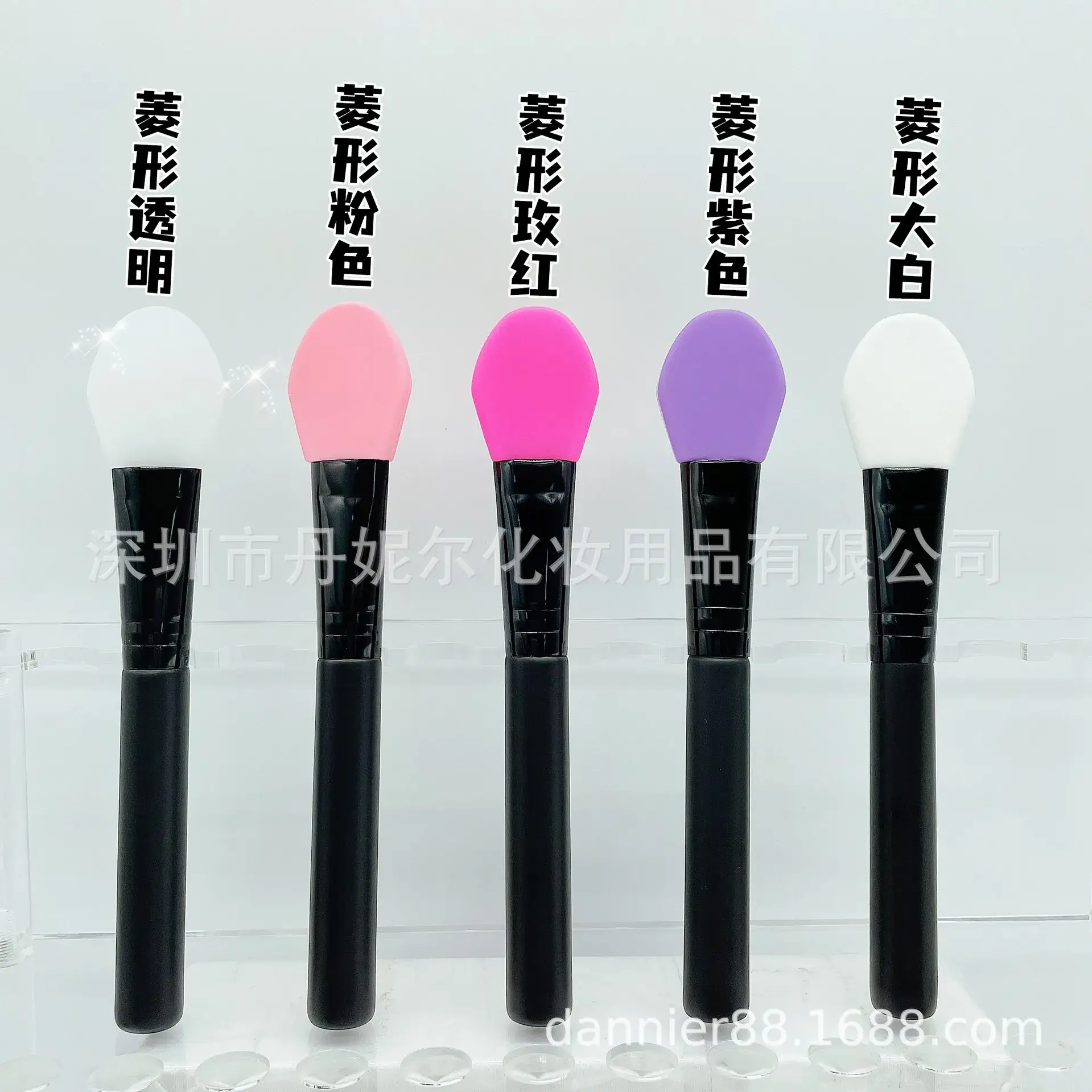 Silicone Makeup Brushes Set for Blending & Contouring - Image 26