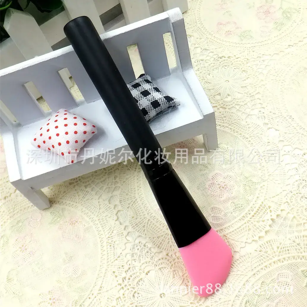 Silicone Makeup Brushes Set for Blending & Contouring - Image 18