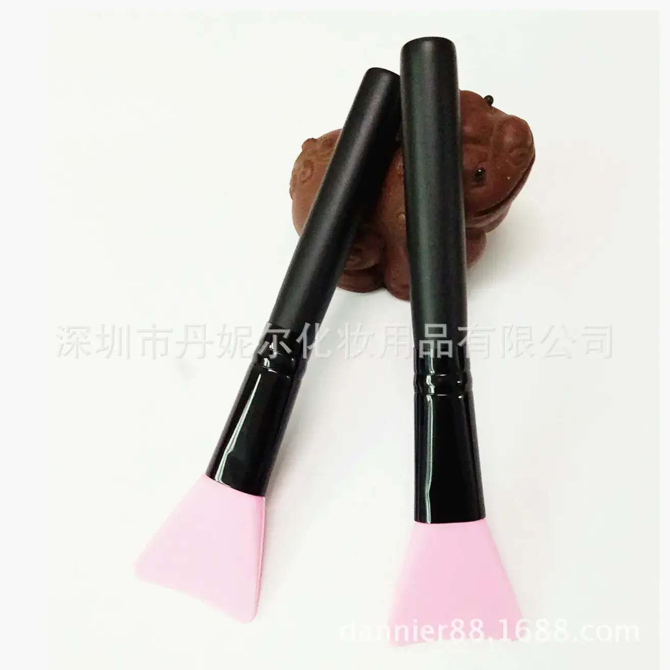 Silicone Makeup Brushes Set for Blending & Contouring - Image 4