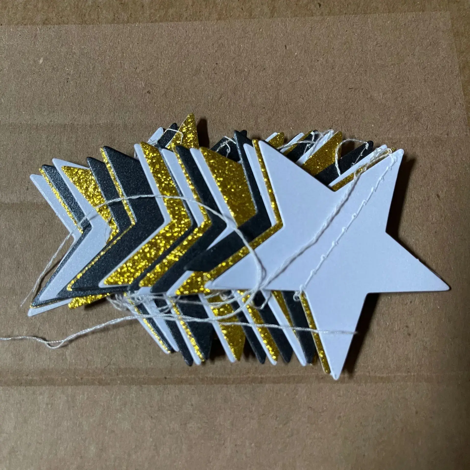 2 m black and white gold five-pointed star