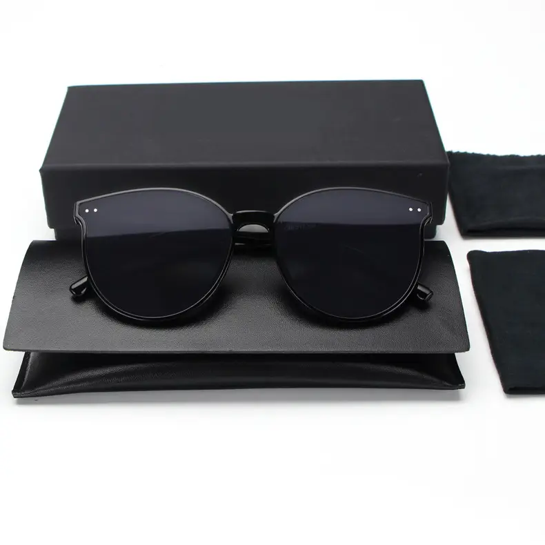 Black Polarized Sunglasses for Men Women Large Frame — feature 27