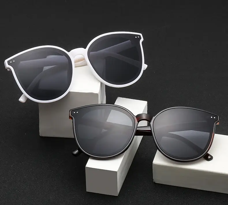 Black Polarized Sunglasses for Men Women Large Frame — feature 29