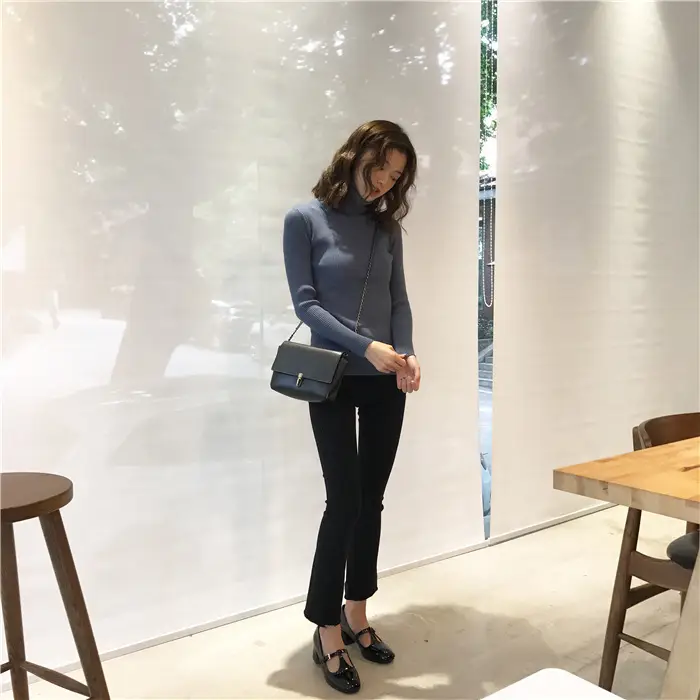 Black Thickened Korean Style Turtleneck Sweater with Red Bag — feature 54