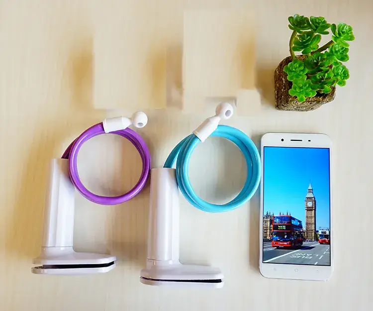 Universal Mobile Phone Bracket for Bedside Learning Table