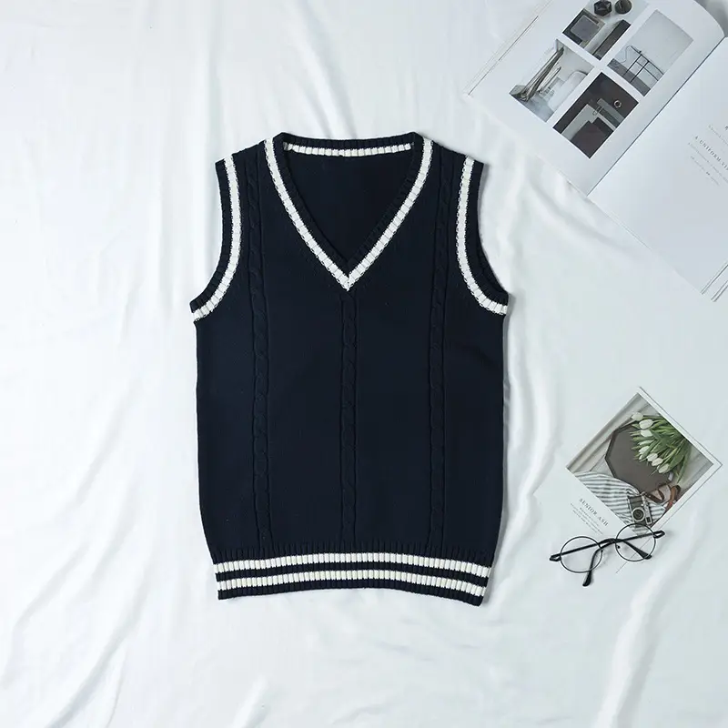 V-Neck Twist Vest Black Cream Men Women - Image 3