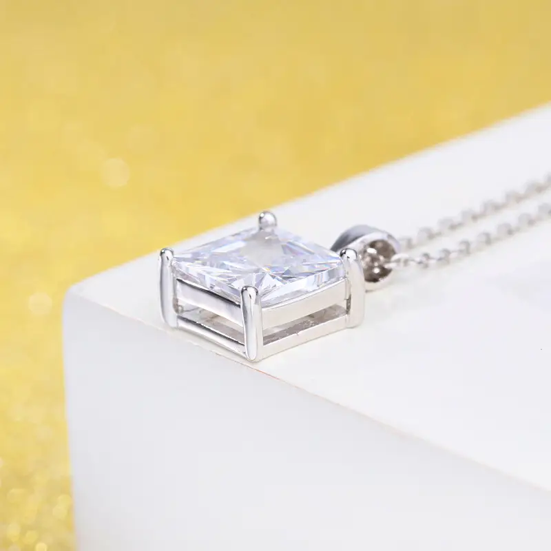 Weihua Geometric Square Zircon Silver Pendant Necklace