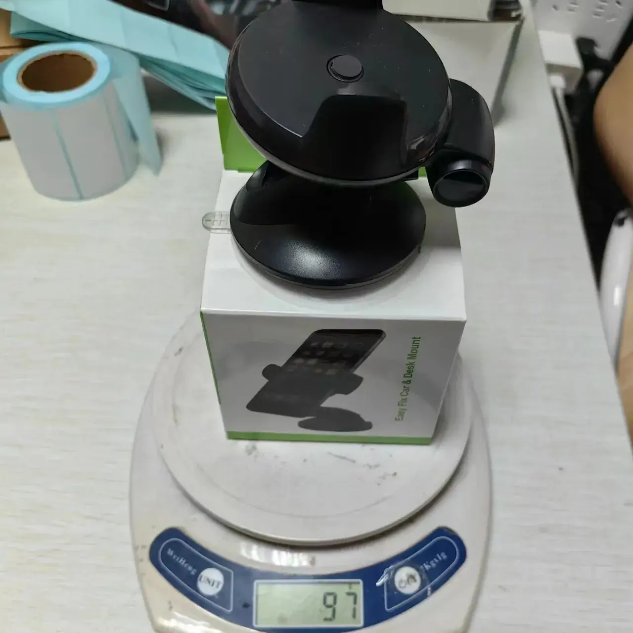 Cross-Car Mount Phone Holder with Suction Cup for Trucks — feature 18