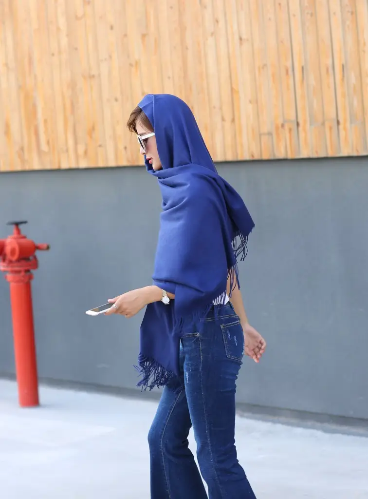 Big Red Imitation Cashmere Scarf for Women — feature 16