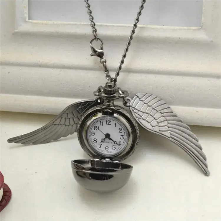 Harris Wing Pocket Watch with Wings Pendant — feature 20