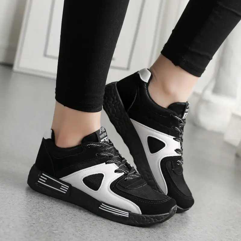 2026 Spring and Autumn Korean Style Women's Versatile Casual Shoes, Breathable Student Sneakers, Flat Running Shoes - Image 4