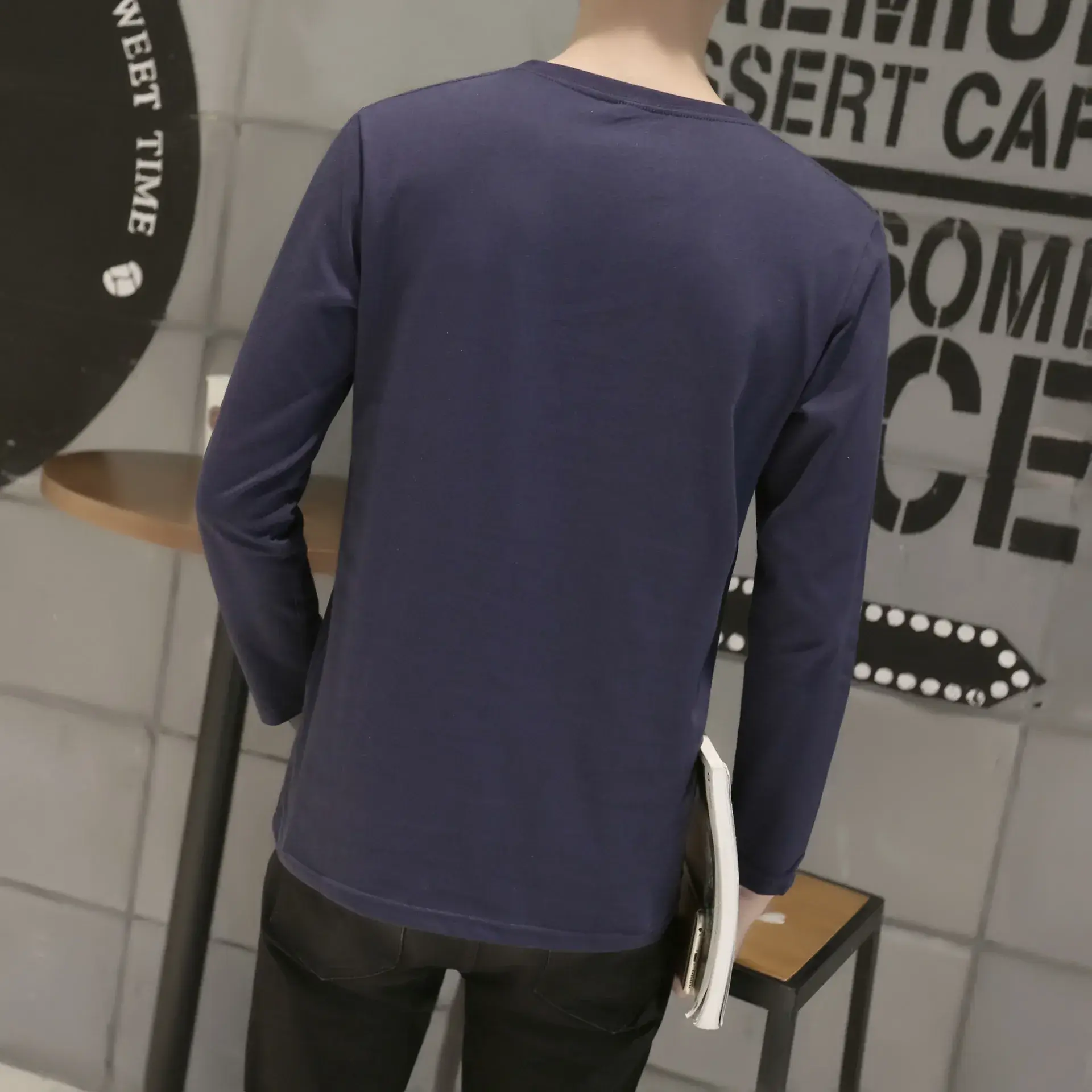 Men Long-Sleeved Red Cotton T-Shirt — feature 60