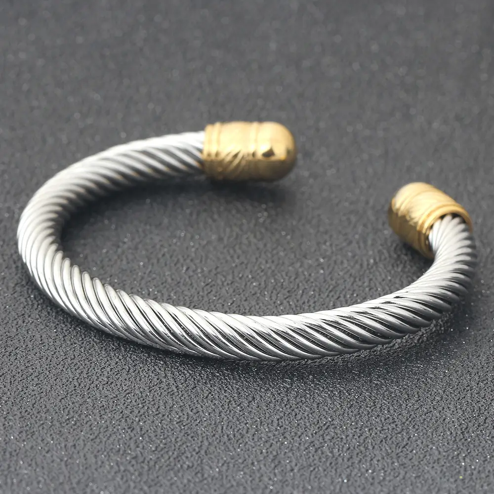 Adjustable Stainless Steel Personalized Bracelet 7mm — feature 6