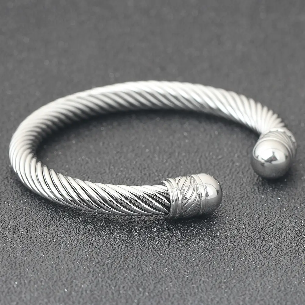 Adjustable Stainless Steel Personalized Bracelet 7mm — feature 9