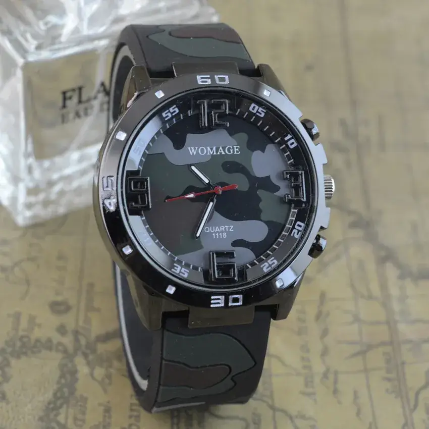 Men's Quartz Watch with Camouflage Design Blue Strap - Image 3