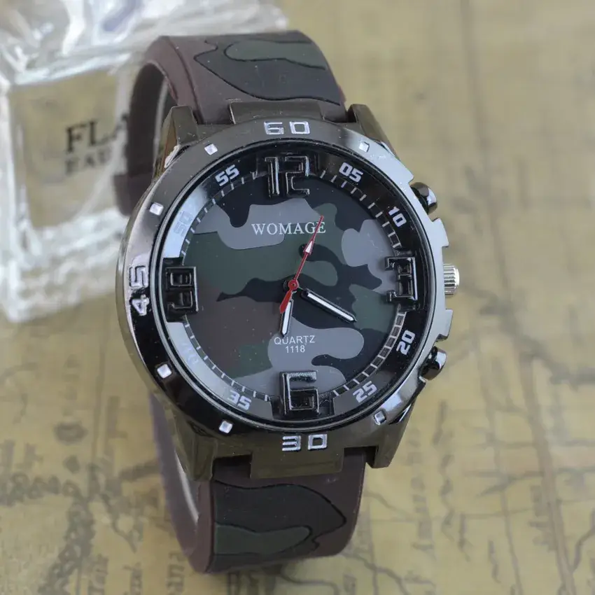 Men's Quartz Watch with Camouflage Design Blue Strap - Image 4