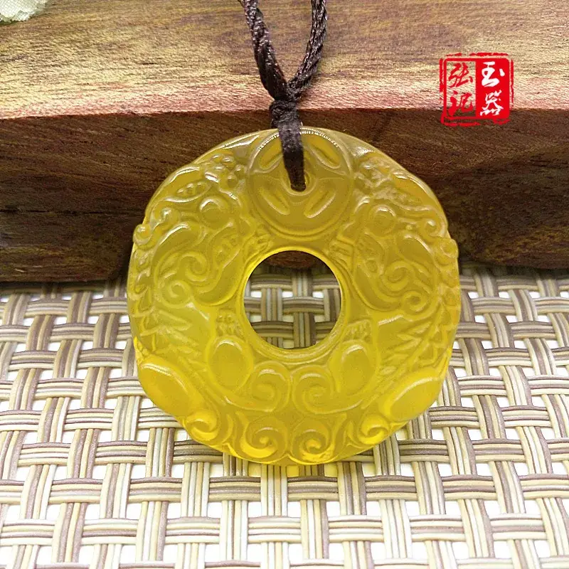 Yellow Jade Pendant with Double Buckle Design — feature 30