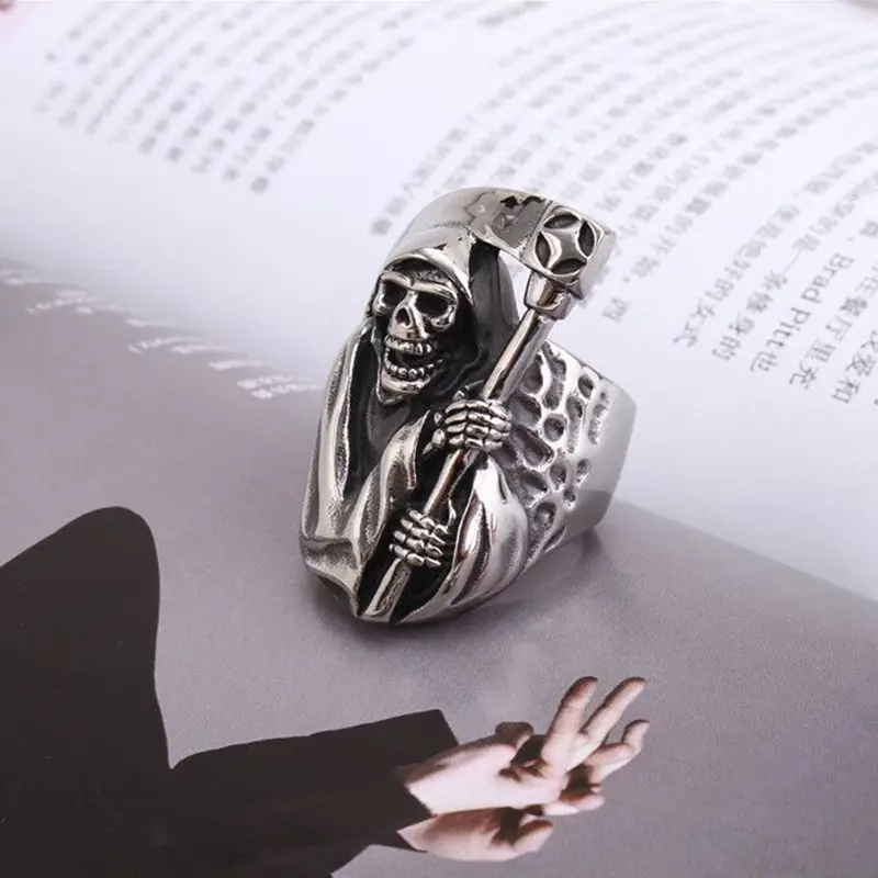 Retro Skull Men's Ring Titanium Steel Silver - Image 13