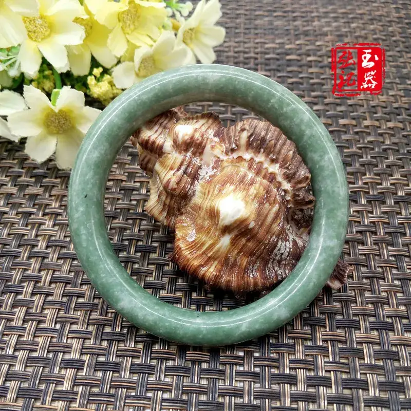 Guizhou Jade Dark Green Round Bracelet Set — feature 6