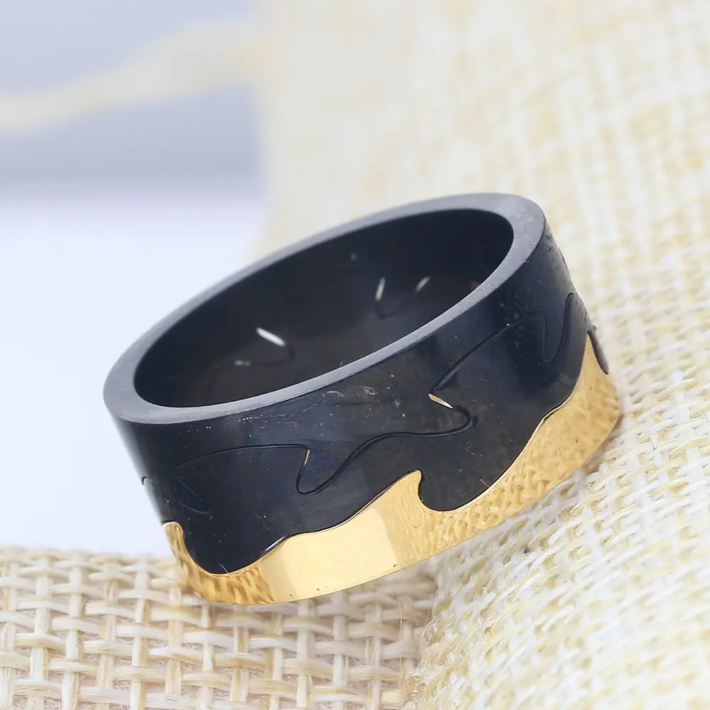 9mm Two-Color Crack Stainless Steel Ring for Men - Image 5