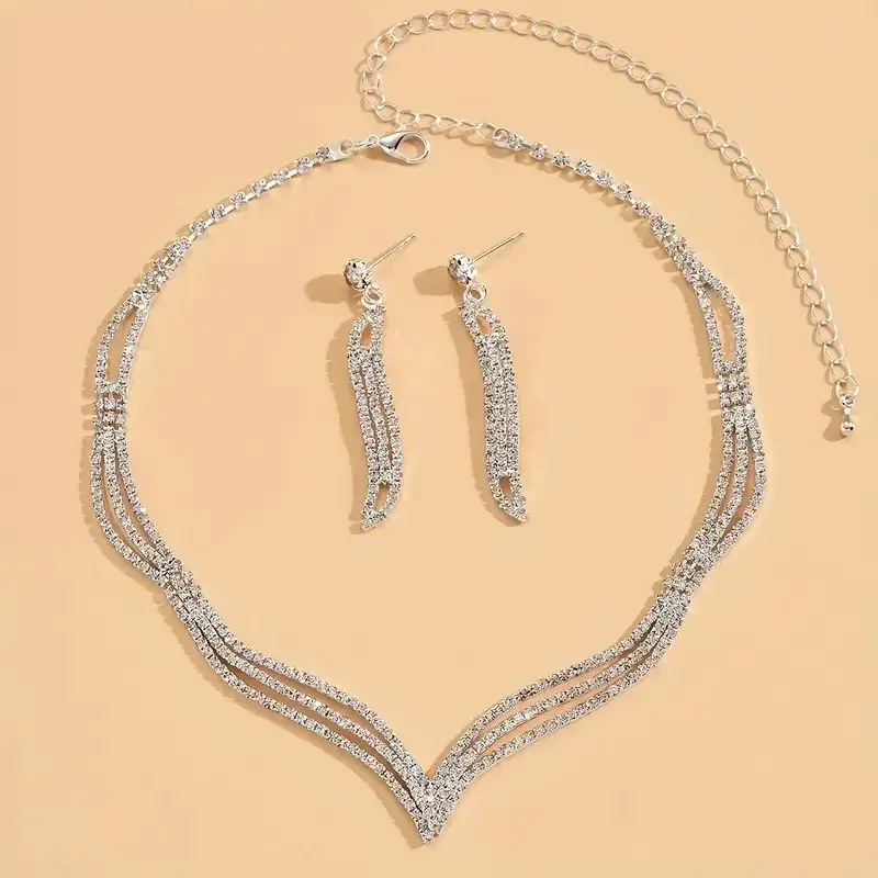 Bridal Jewelry Set with Rhinestone Claws & Necklace — feature 9