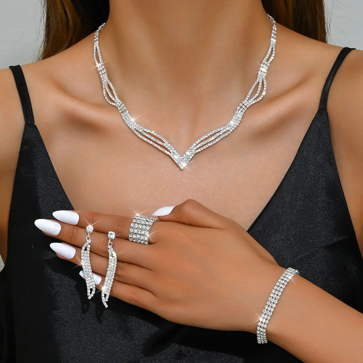 Bridal Jewelry Set with Rhinestone Claws & Necklace - Image 5