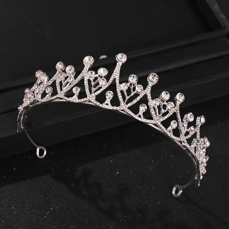 Pearl Crown Bridal Tiara Luxury Hair Accessory - Image 5