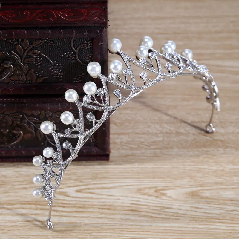 Pearl Crown Bridal Tiara Luxury Hair Accessory — feature 13
