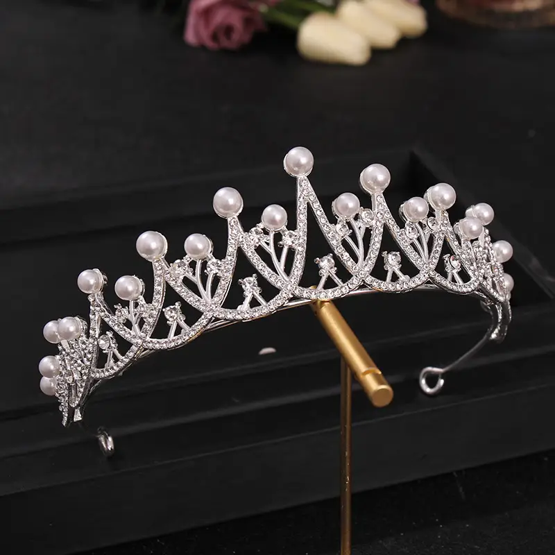 Pearl Crown Bridal Tiara Luxury Hair Accessory — feature 4