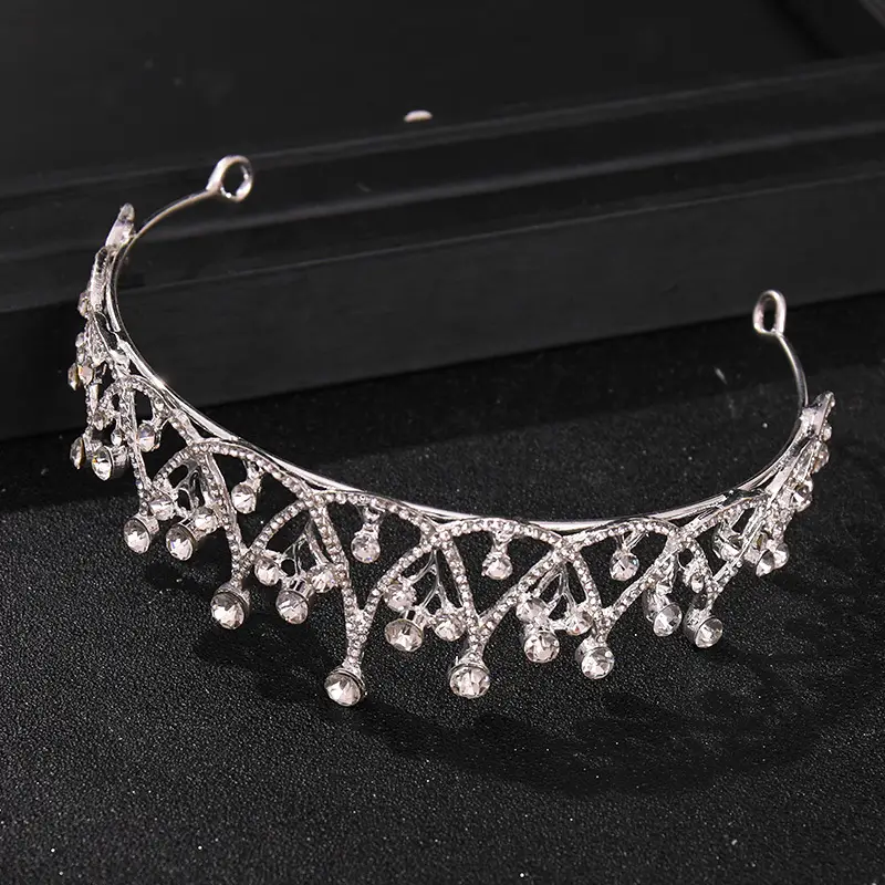 Pearl Crown Bridal Tiara Luxury Hair Accessory — feature 8