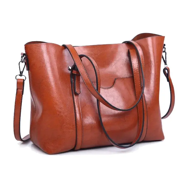 Black Leather Tote Bag for Women 2025 — feature 2