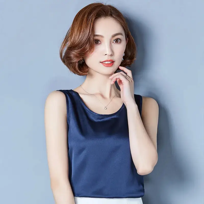 Women Sleeveless Green Satin Top with Choker