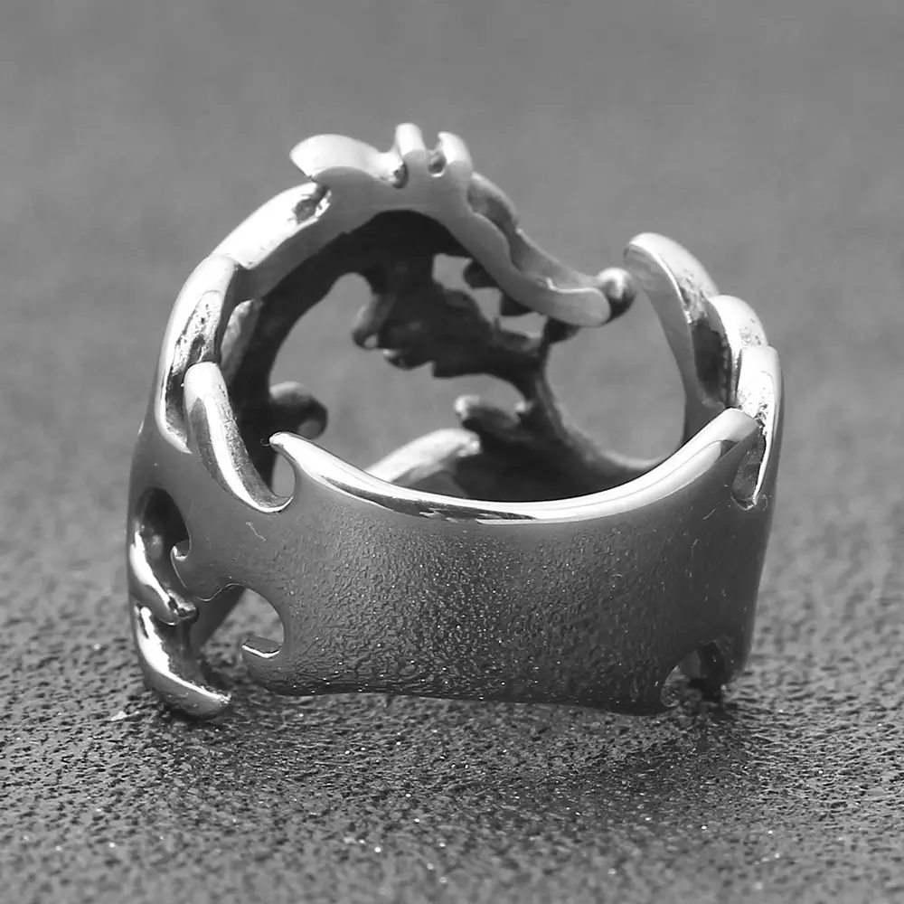 Titanic Dragon Ring 18mm Silver 7.5g - Image 4