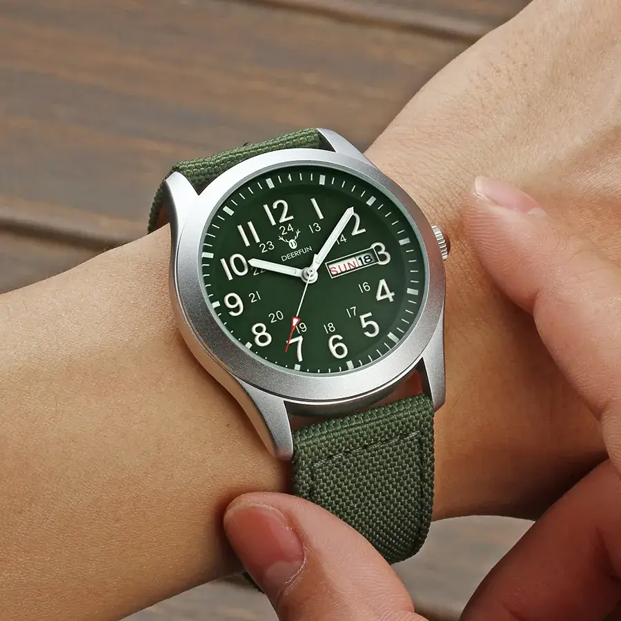 Men's Green Canvas Military Style Watch with Date Display - Image 7