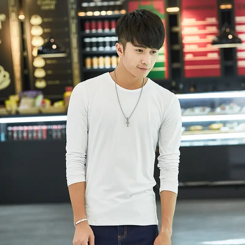 Men's Red Long Sleeve Solid Color T-Shirt — feature 3