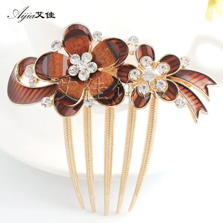 Korean Style Crystal Flower Hair Comb for Women
