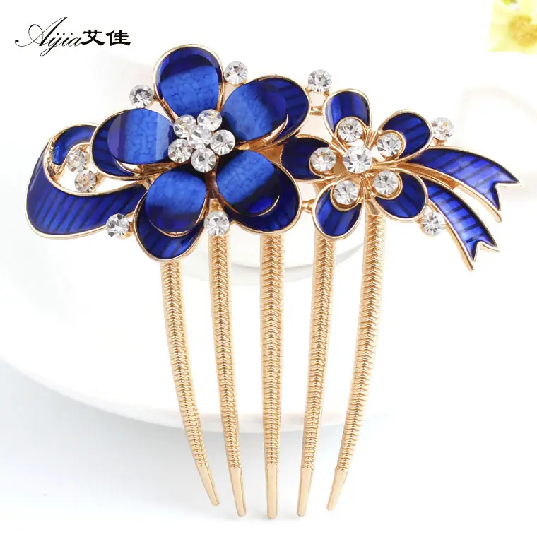 Korean Style Crystal Flower Hair Comb for Women