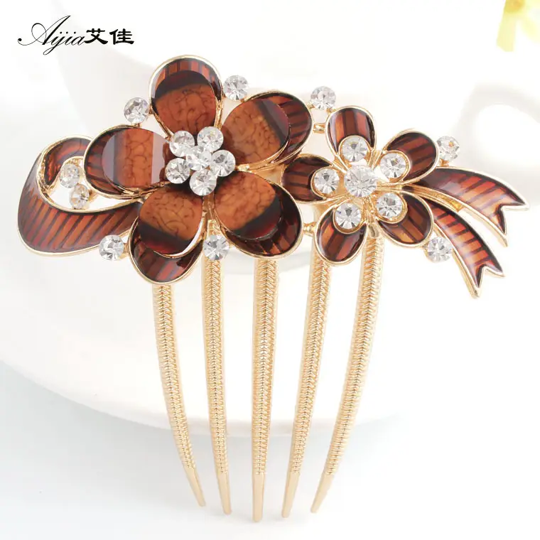 Korean Style Crystal Flower Hair Comb for Women