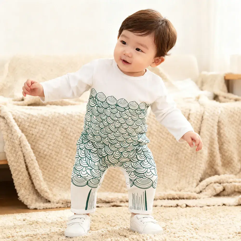 Baby Bear Print Long Sleeve Romper for Boys Girls - Image 6