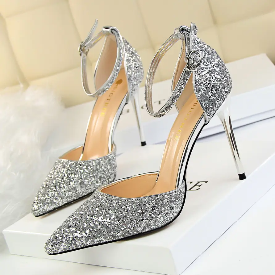 283-1 Sandals (This Model Is Sold Out and Will Not Be Restocked) - Image 4