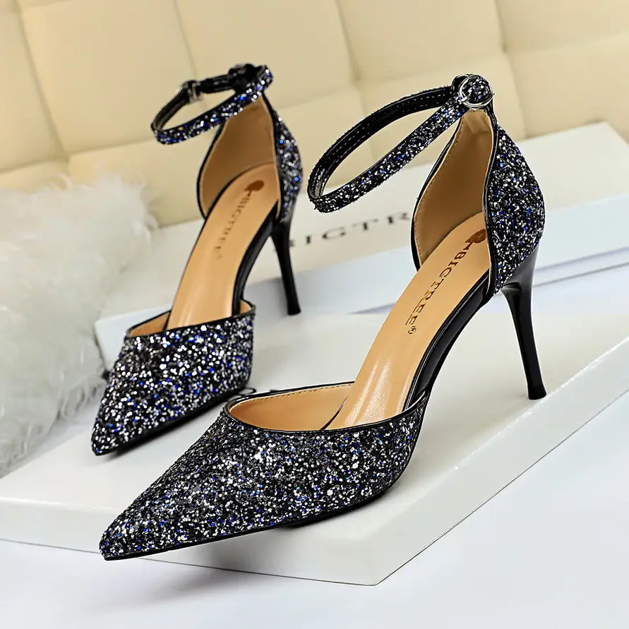 283-1 Sandals (This Model Is Sold Out and Will Not Be Restocked) - Image 8