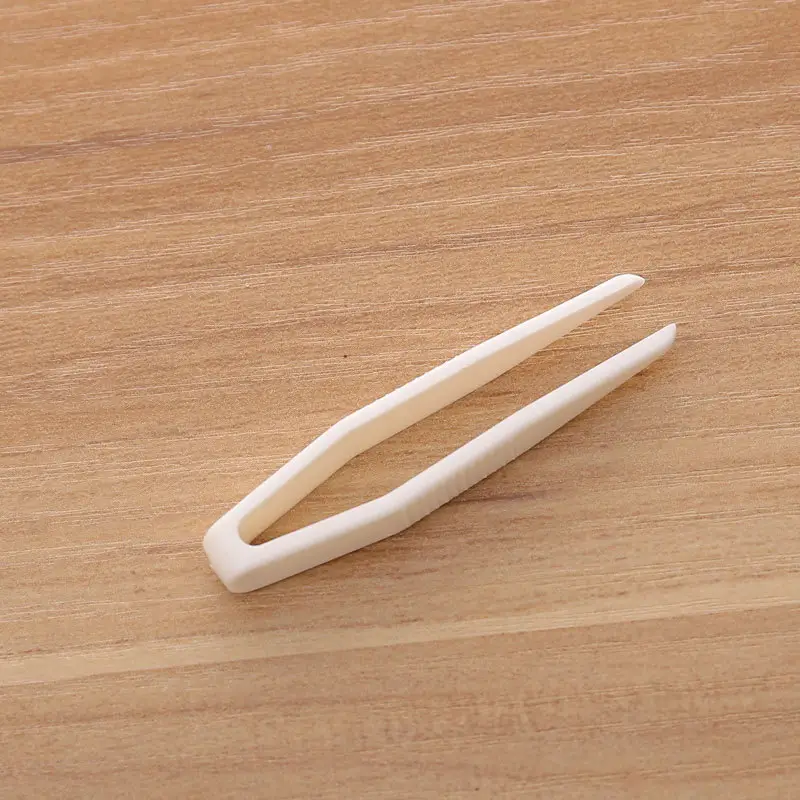 Double Eyelid Tweezers White Plastic Non-Slip Mask Clip — feature 4