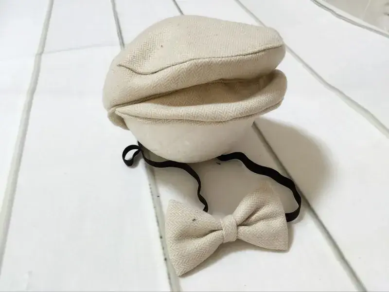 Newborn Photography Peaked Cap with Bow Tie - Image 2