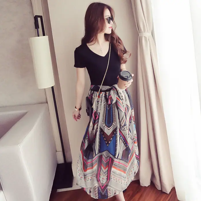 New Women's 2025 Floral Chiffon Dress V-Neck Long Sleeve - Image 3