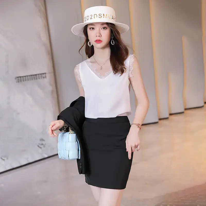 Women's Black V-Neck Sleeveless T-Shirt with Embroidered Lace Trim - Image 14