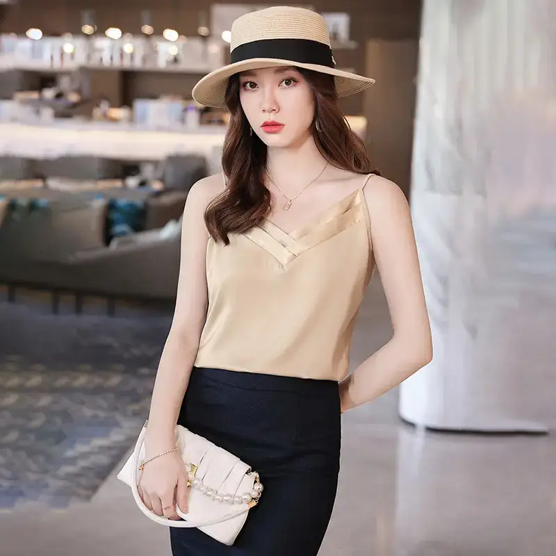 Women's Black V-Neck Sleeveless T-Shirt with Embroidered Lace Trim - Image 18
