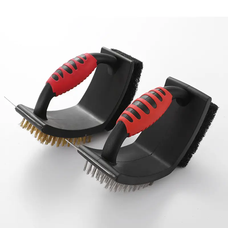 Three-In-One BBQ Cleaning Brush with Heart Design - Image 4