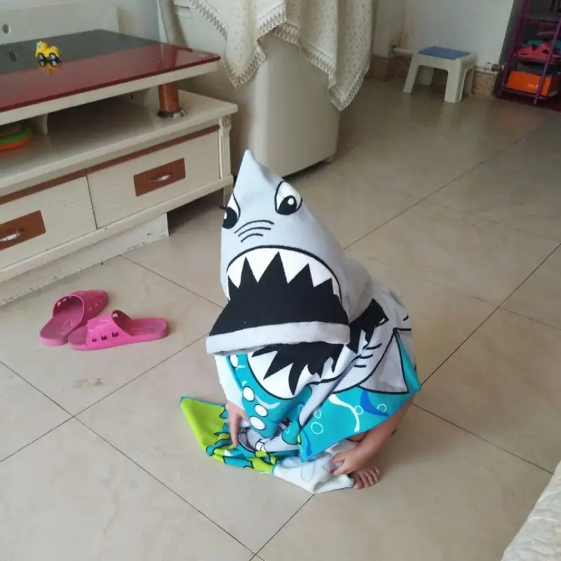 Pink Cartoon Hooded Baby Bathrobe Capable Cape