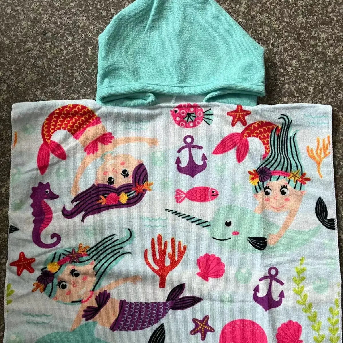 Pink Cartoon Hooded Baby Bathrobe Capable Cape