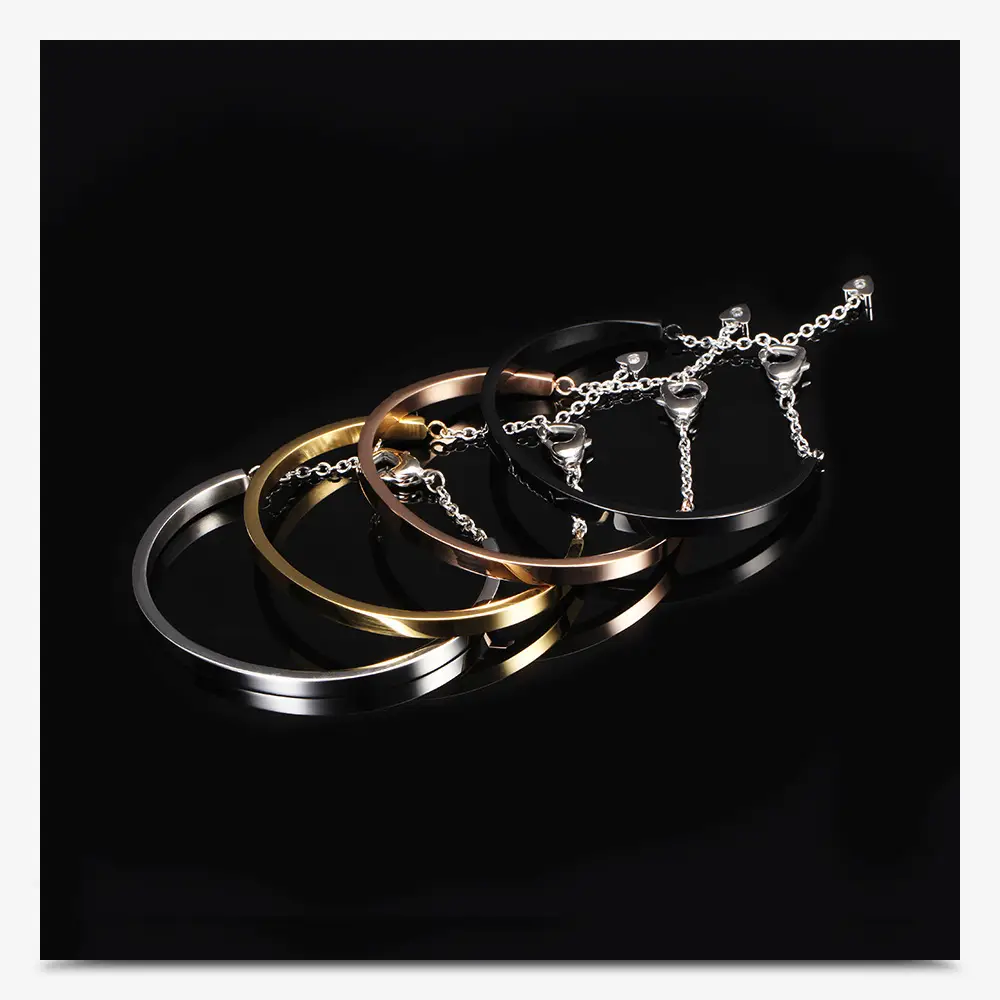 Glossy U-Shaped 4mm Titanium Steel Bracelet — feature 5