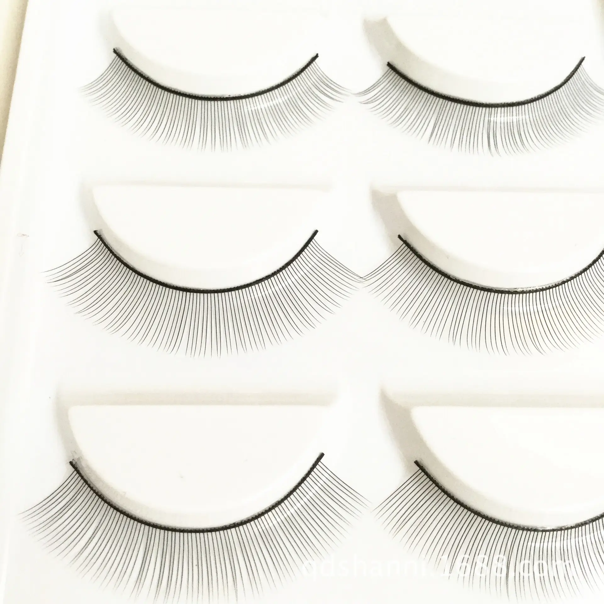 High Quality False Eyelashes for Grafting Practice - Image 7